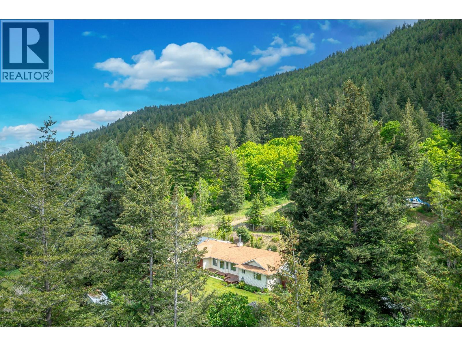 6960 Brewer Road, Coldstream, BC - Outdoor With View