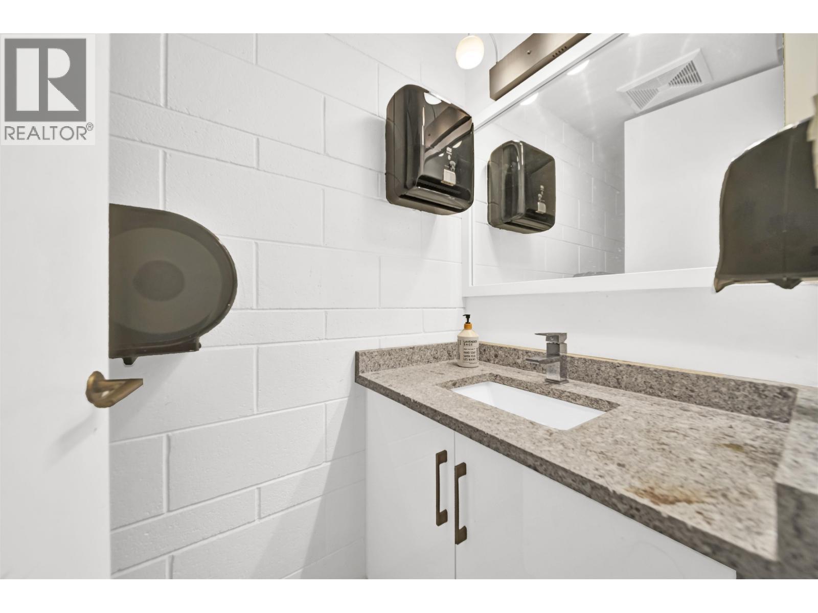 6625 Fraser Street, Vancouver, BC