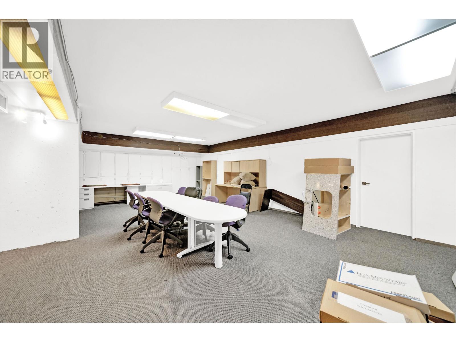 6625 Fraser Street, Vancouver, BC
