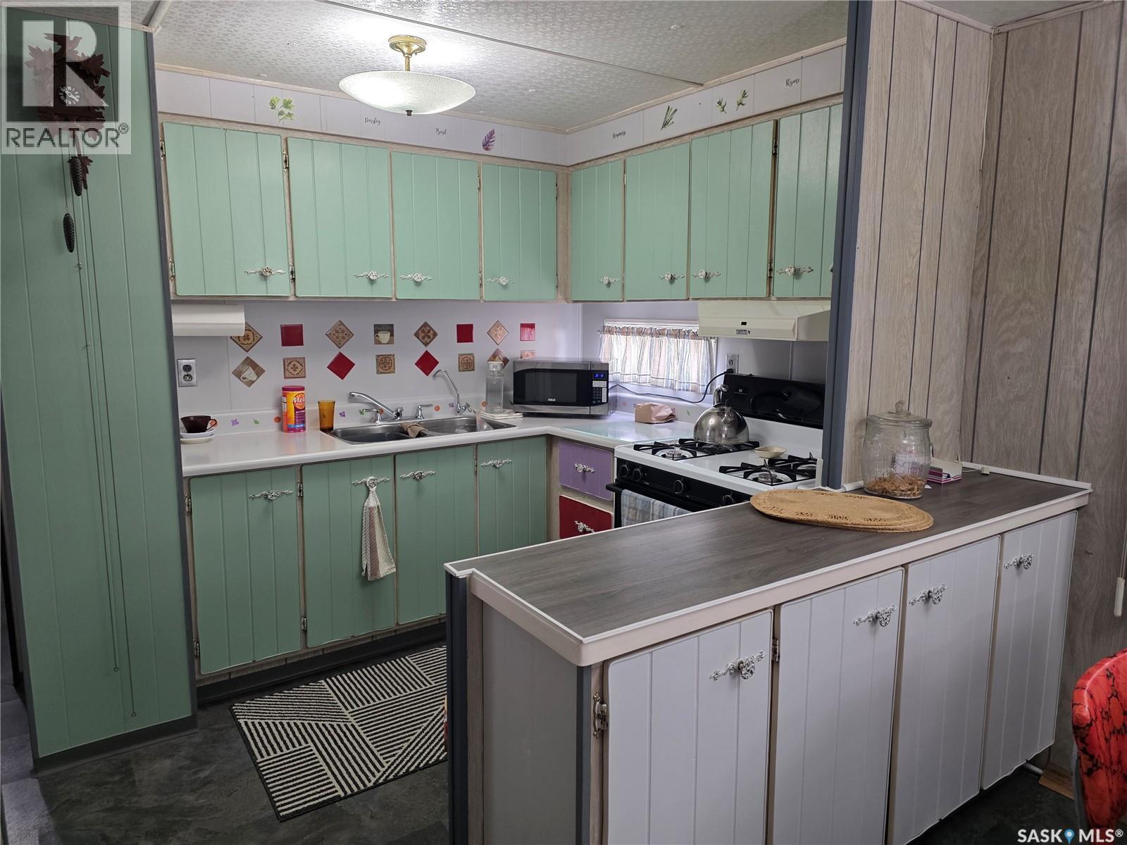 76 Walleye Way, Lake Diefenbaker, SK