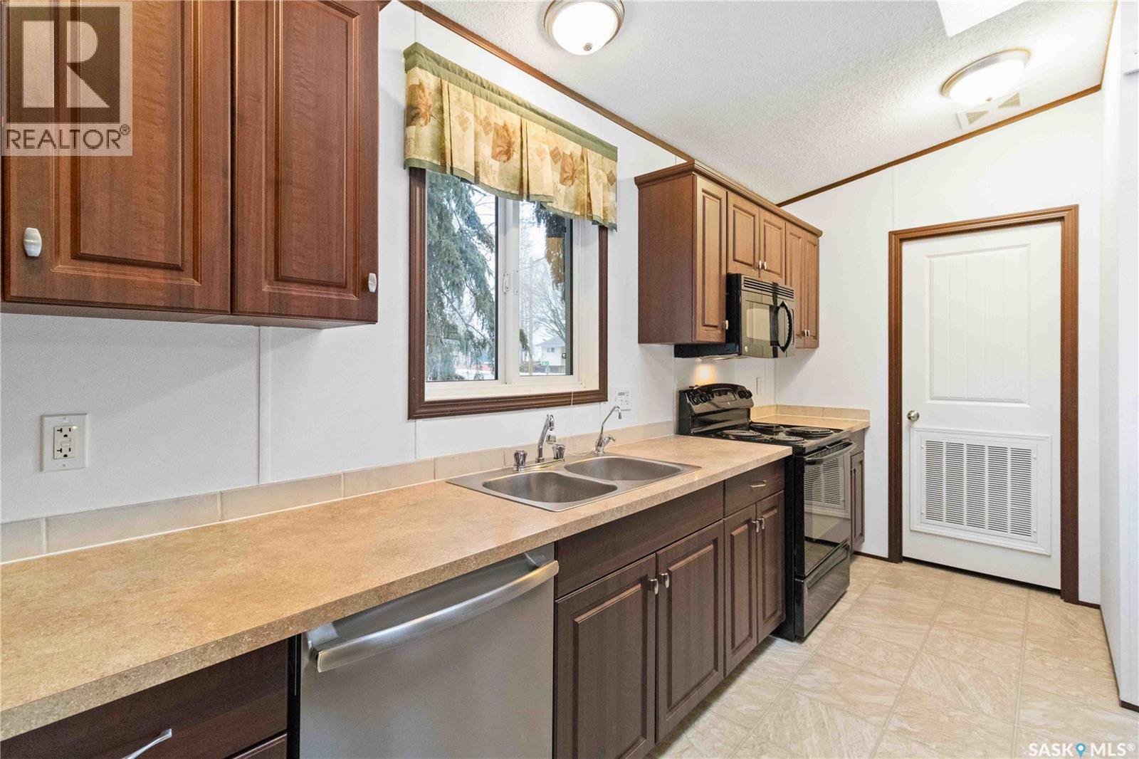 235 1St Avenue, Bradwell, SK
