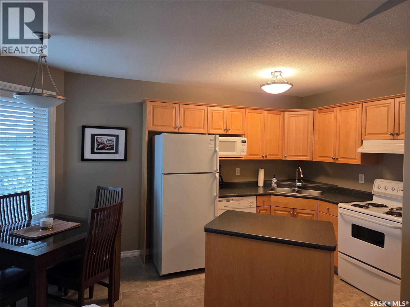 4144 Buckingham Drive E, Regina, SK