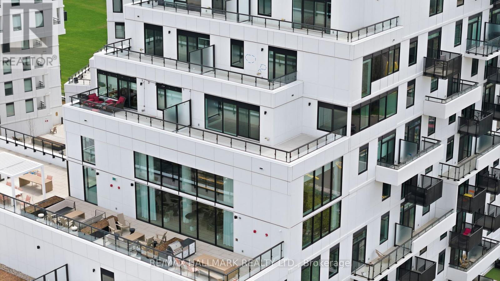 1113 - 1050 Eastern Avenue, Toronto, ON - Outdoor