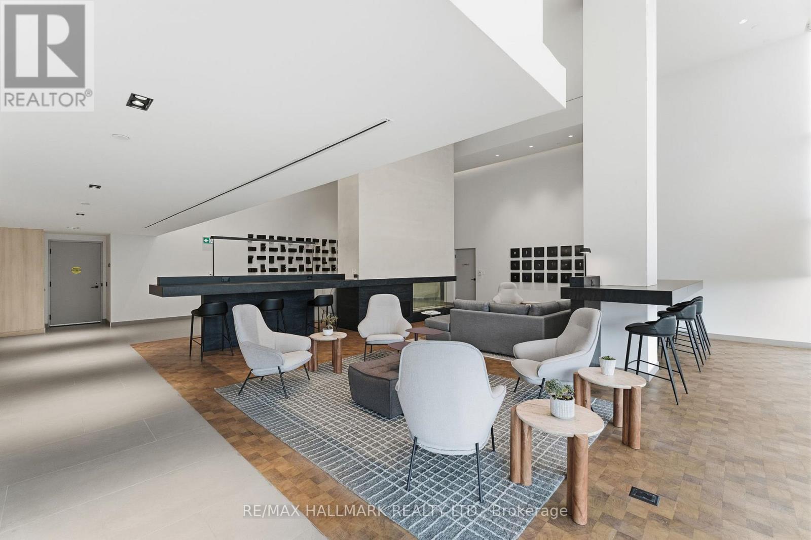 1113 - 1050 Eastern Avenue, Toronto, ON - Indoor
