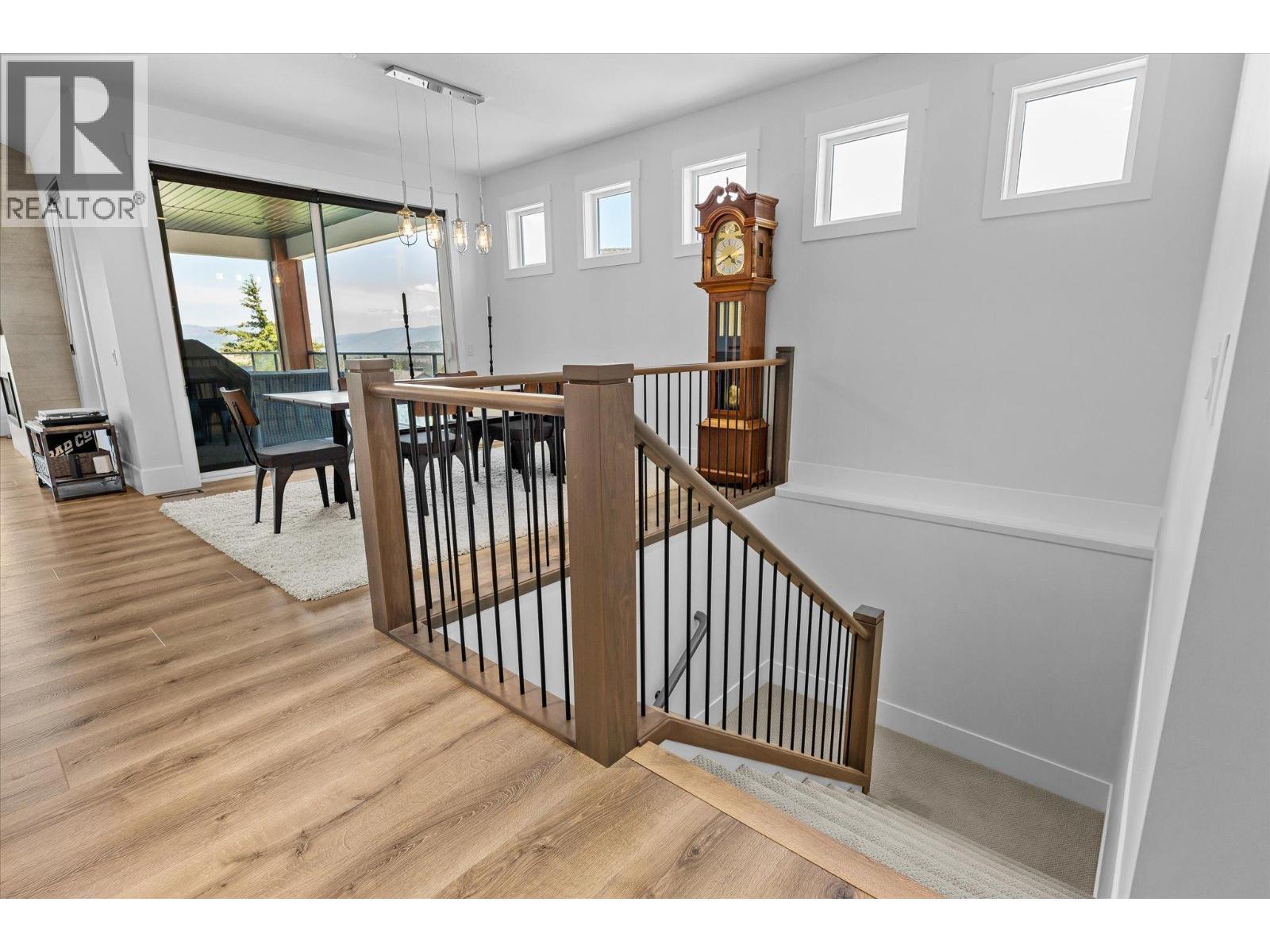 185 Diamond Way, Vernon, BC - Indoor Photo Showing Other Room