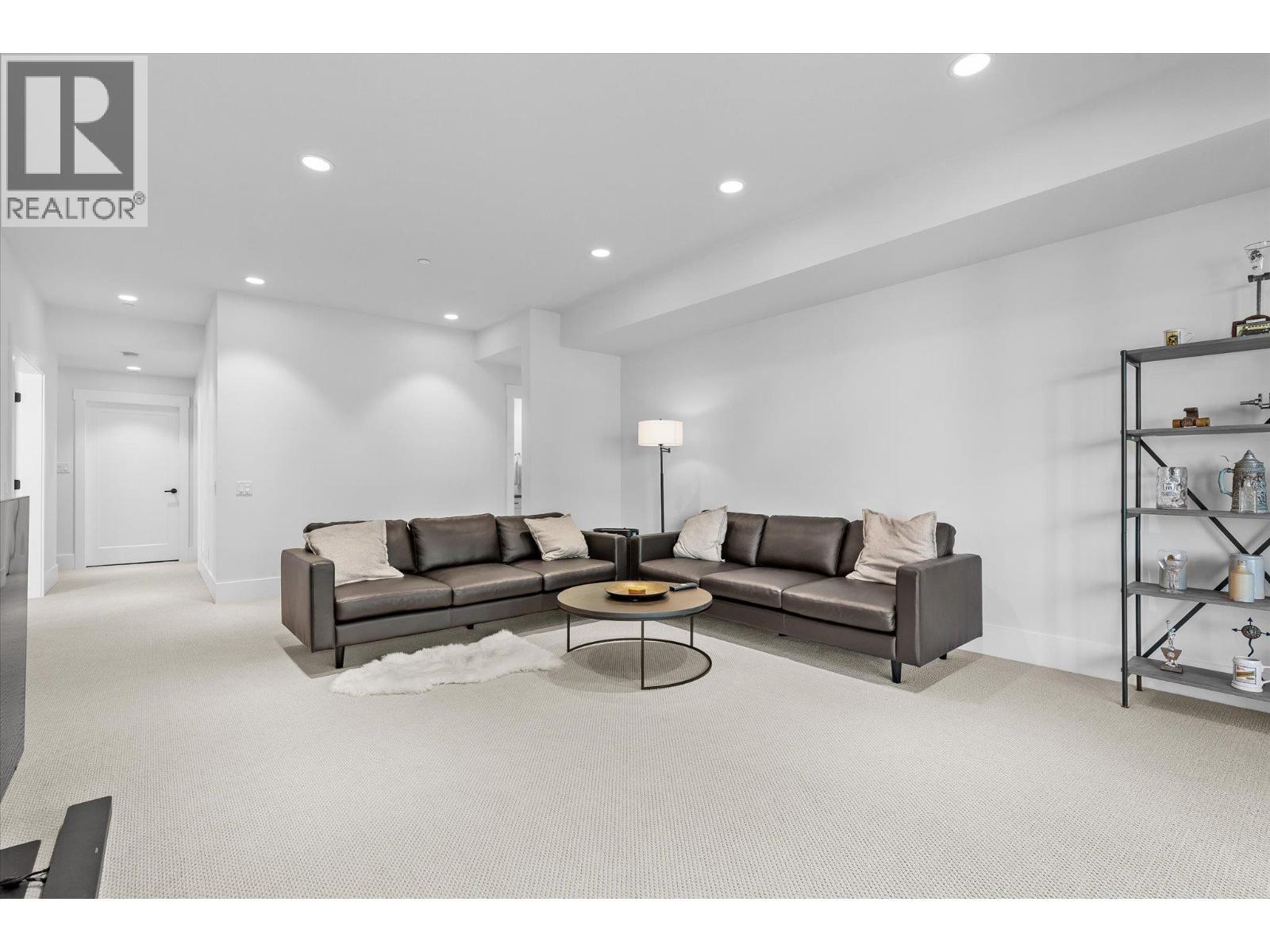 185 Diamond Way, Vernon, BC - Indoor