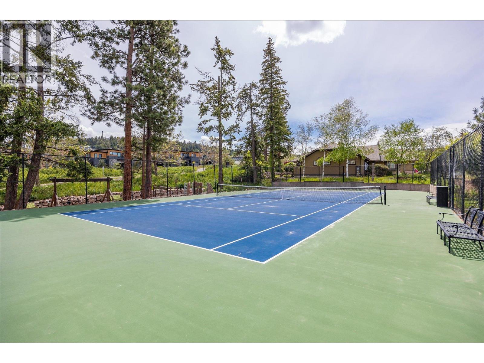 185 Diamond Way, Vernon, BC - Outdoor With Backyard