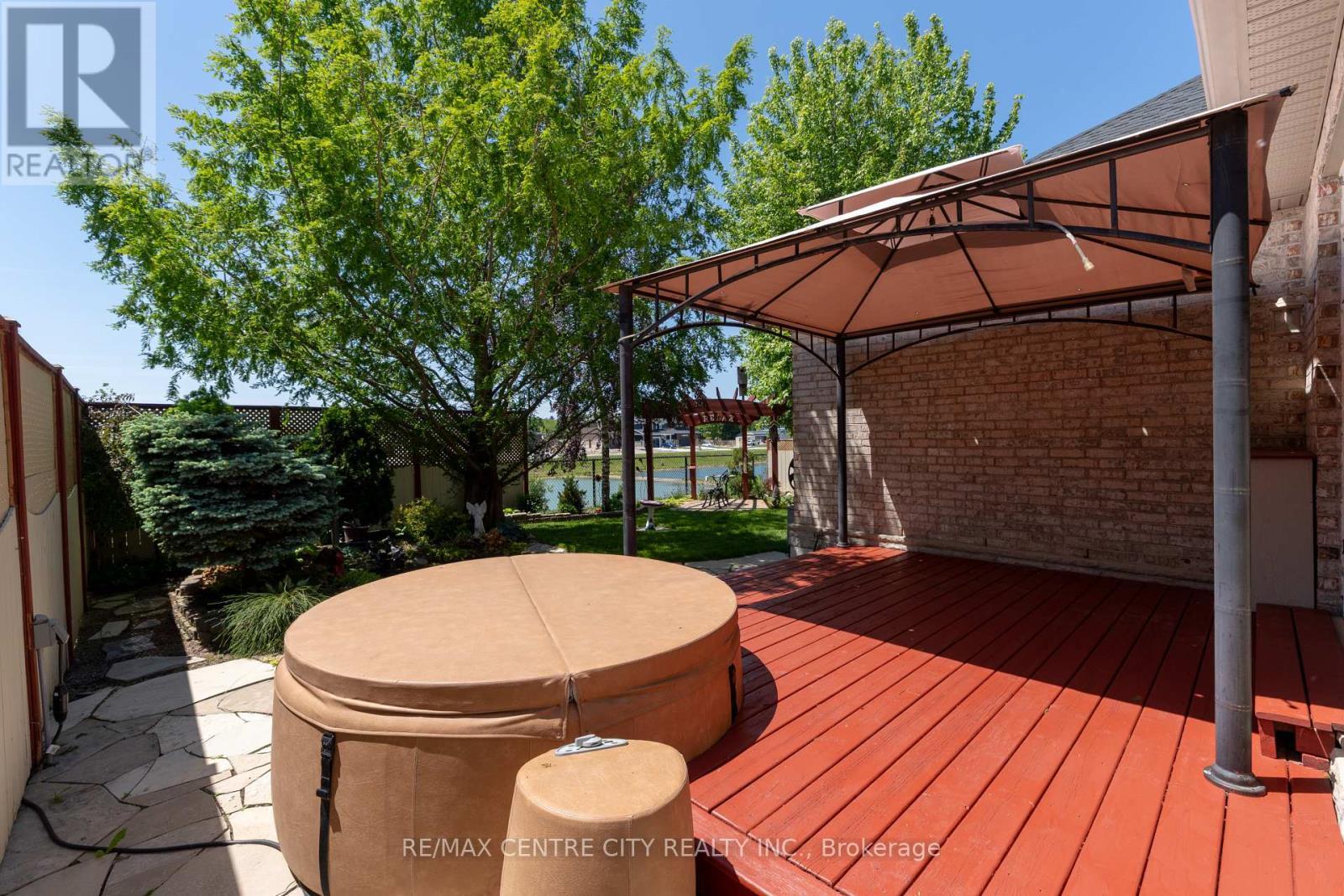 19 Hamilton Street, North Middlesex (Ailsa Craig), ON - Outdoor With Deck Patio Veranda With Exterior
