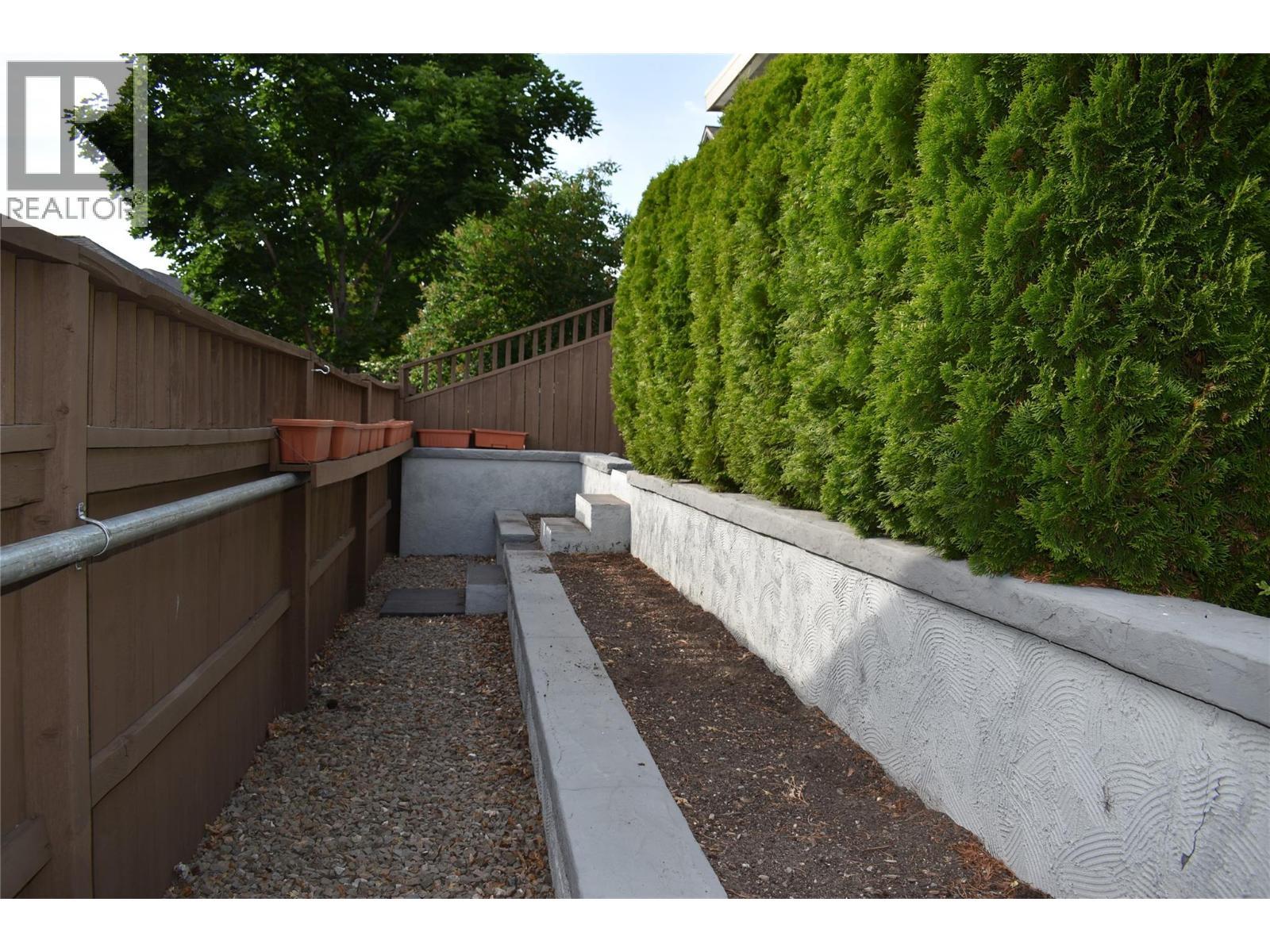 4400 Mclean Creek Road Unit# 207, Okanagan Falls, BC - Outdoor