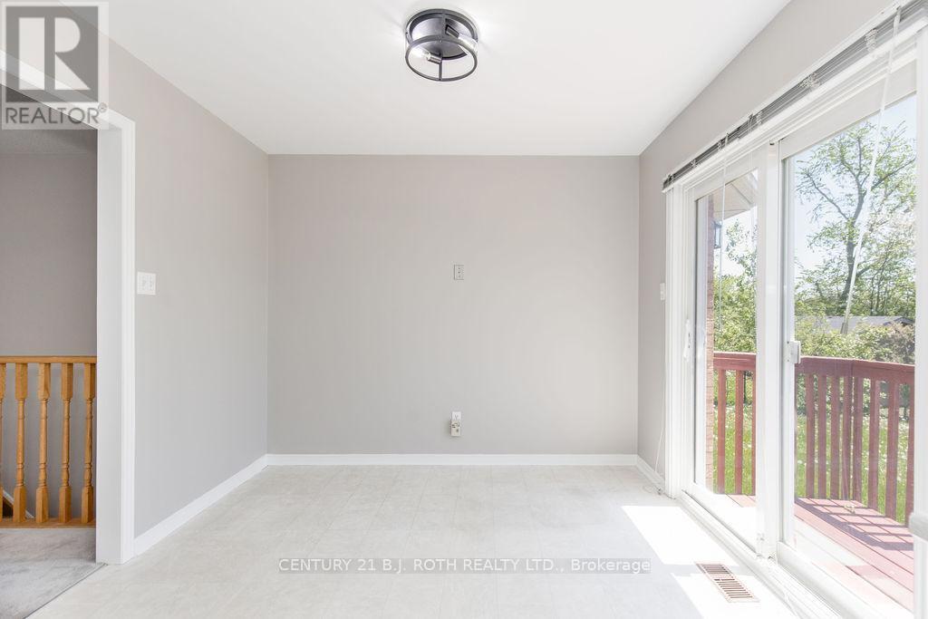 153 Livingstone Street W, Barrie, ON - Indoor Photo Showing Other Room