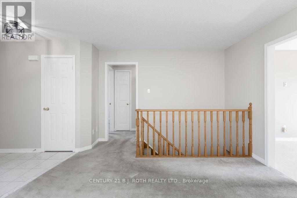 153 Livingstone Street W, Barrie, ON - Indoor Photo Showing Other Room
