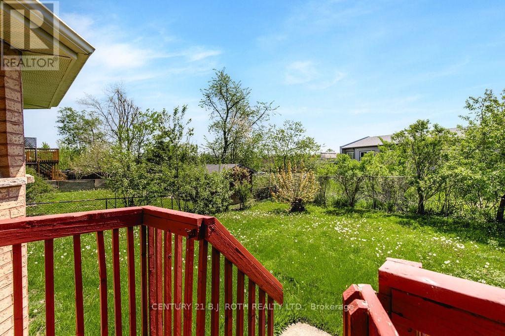 153 Livingstone Street W, Barrie, ON - Outdoor