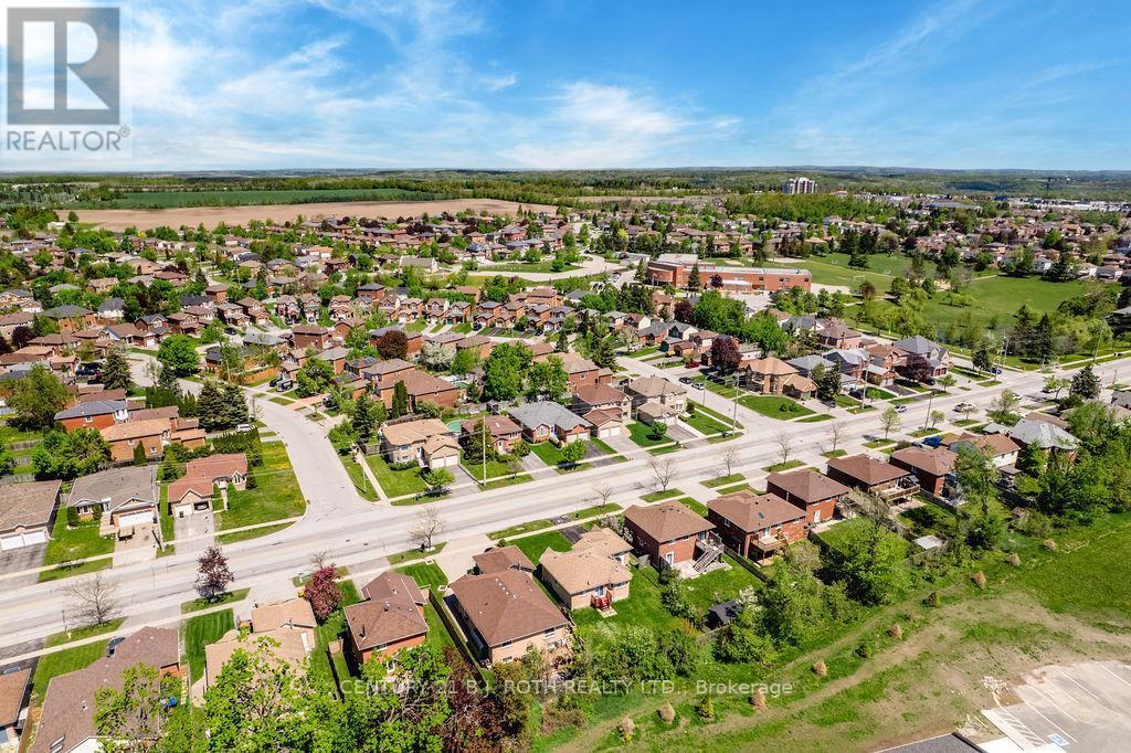 153 Livingstone Street W, Barrie, ON - Outdoor With View