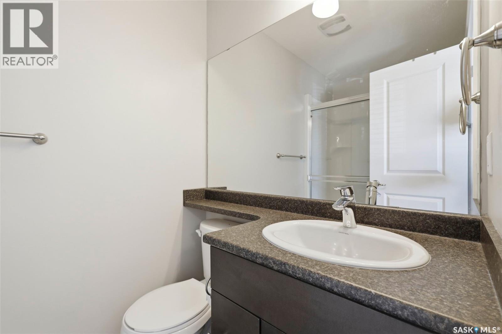 414 Maningas Bend, Saskatoon, SK - Indoor Photo Showing Bathroom