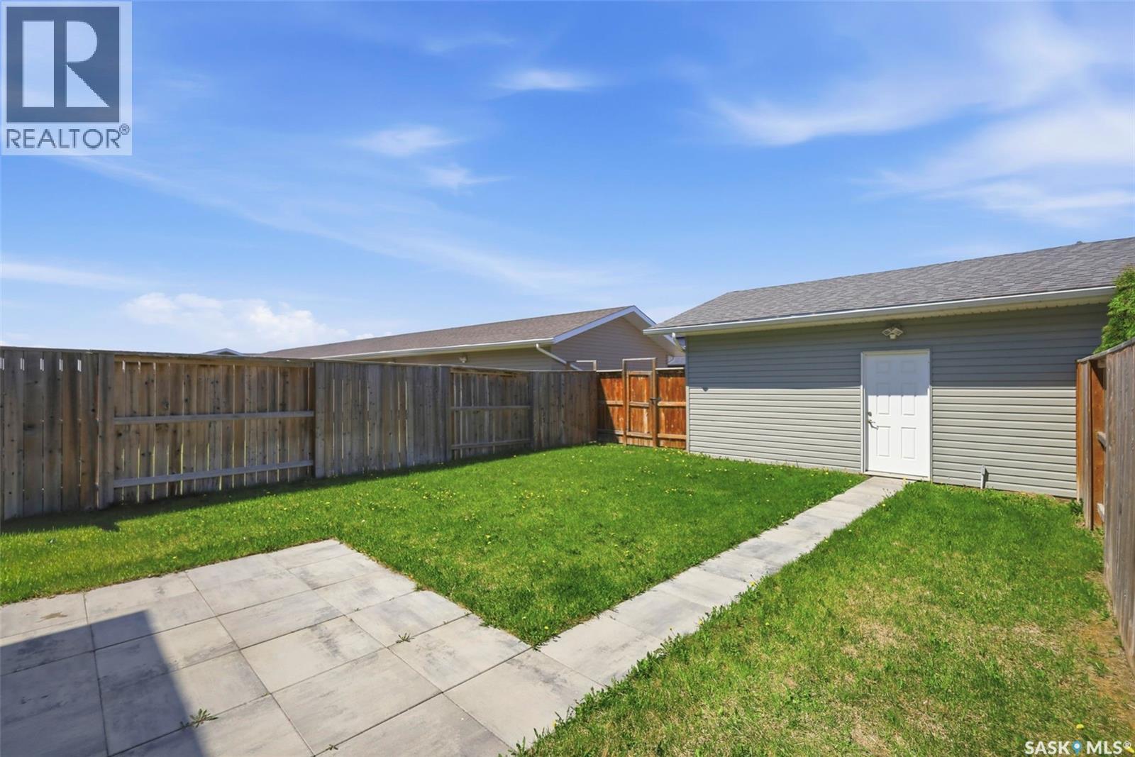 414 Maningas Bend, Saskatoon, SK - Outdoor