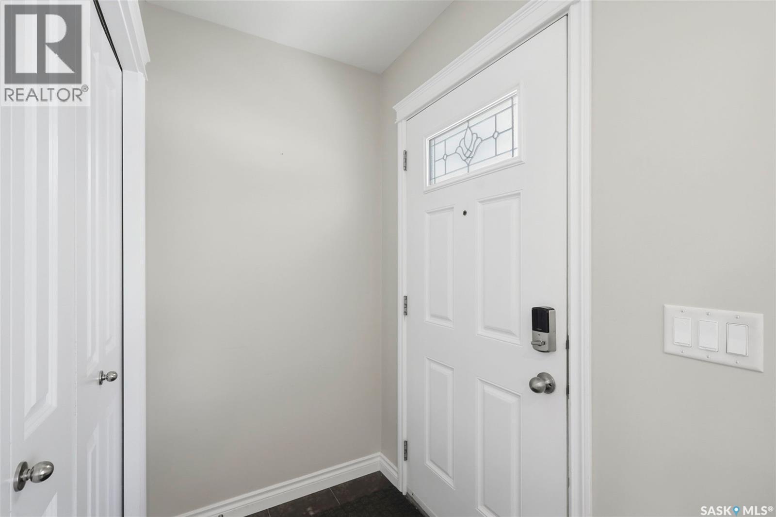 414 Maningas Bend, Saskatoon, SK - Indoor Photo Showing Other Room