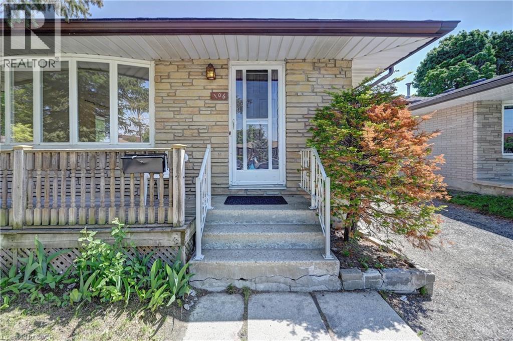 106 Kimberly Crescent, Kitchener, ON - Outdoor