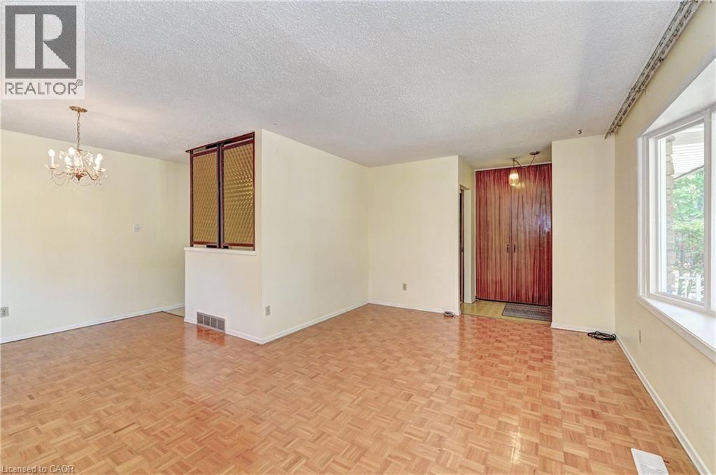 106 Kimberly Crescent, Kitchener, ON - Indoor Photo Showing Other Room