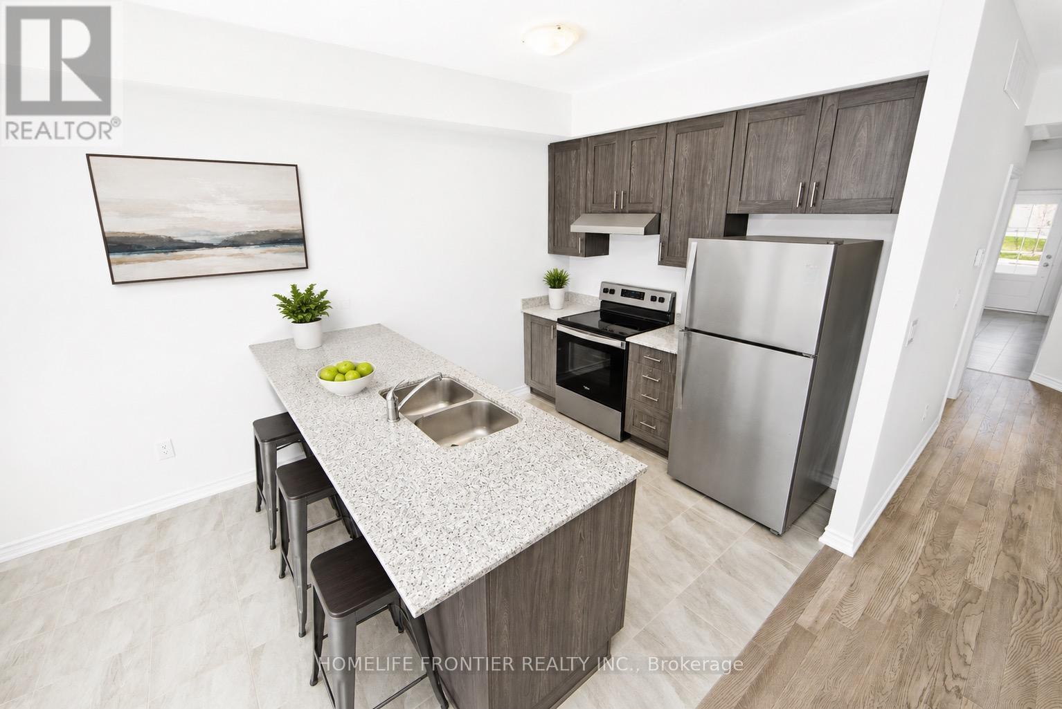 11 Spruceside Drive, Kawartha Lakes, ON - Indoor Photo Showing Kitchen With Double Sink
