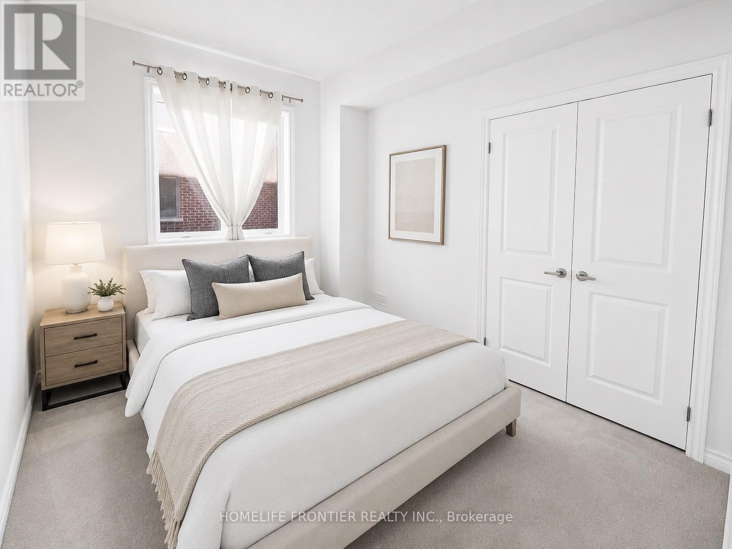 11 Spruceside Drive, Kawartha Lakes, ON - Indoor Photo Showing Bedroom