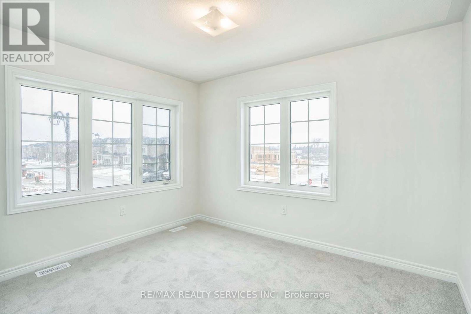 525 Red Elm Road, Shelburne, ON - Indoor Photo Showing Other Room