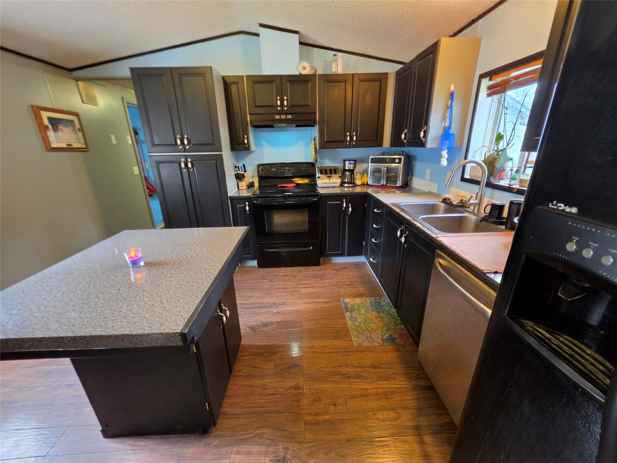 D14-7555 43 Highway, Sparwood, BC