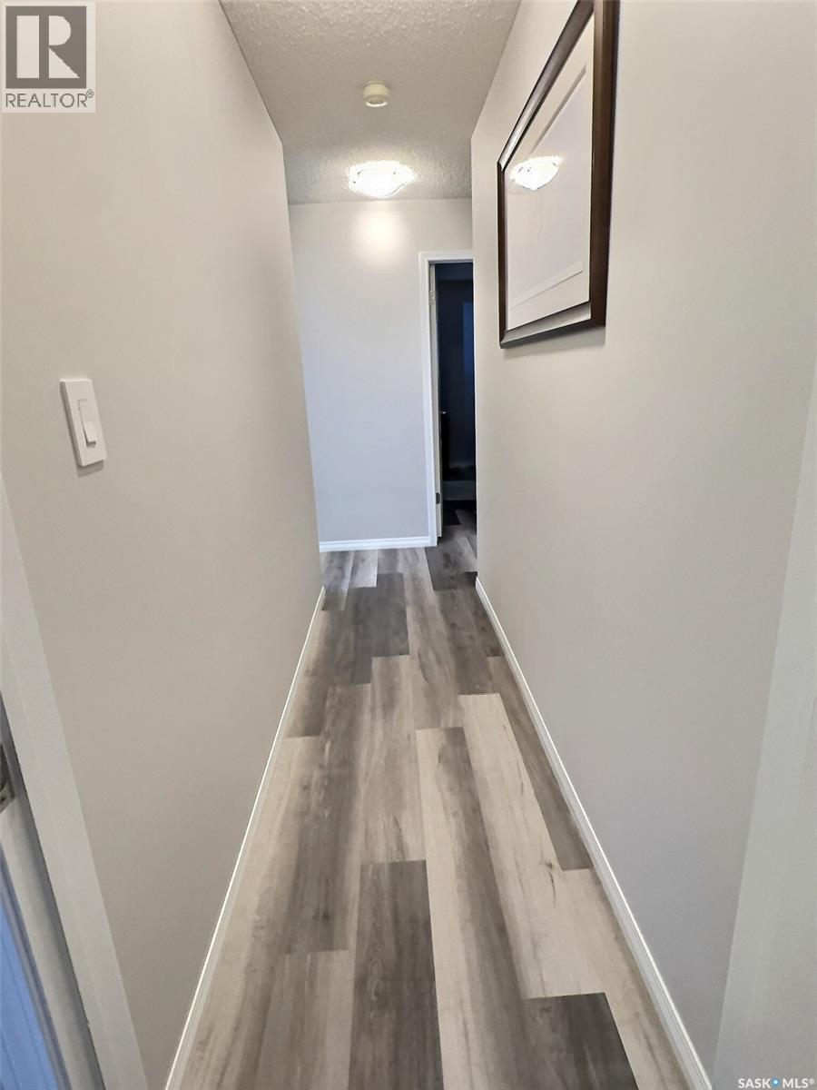 419 Clasky Drive, Estevan, SK - Indoor Photo Showing Other Room