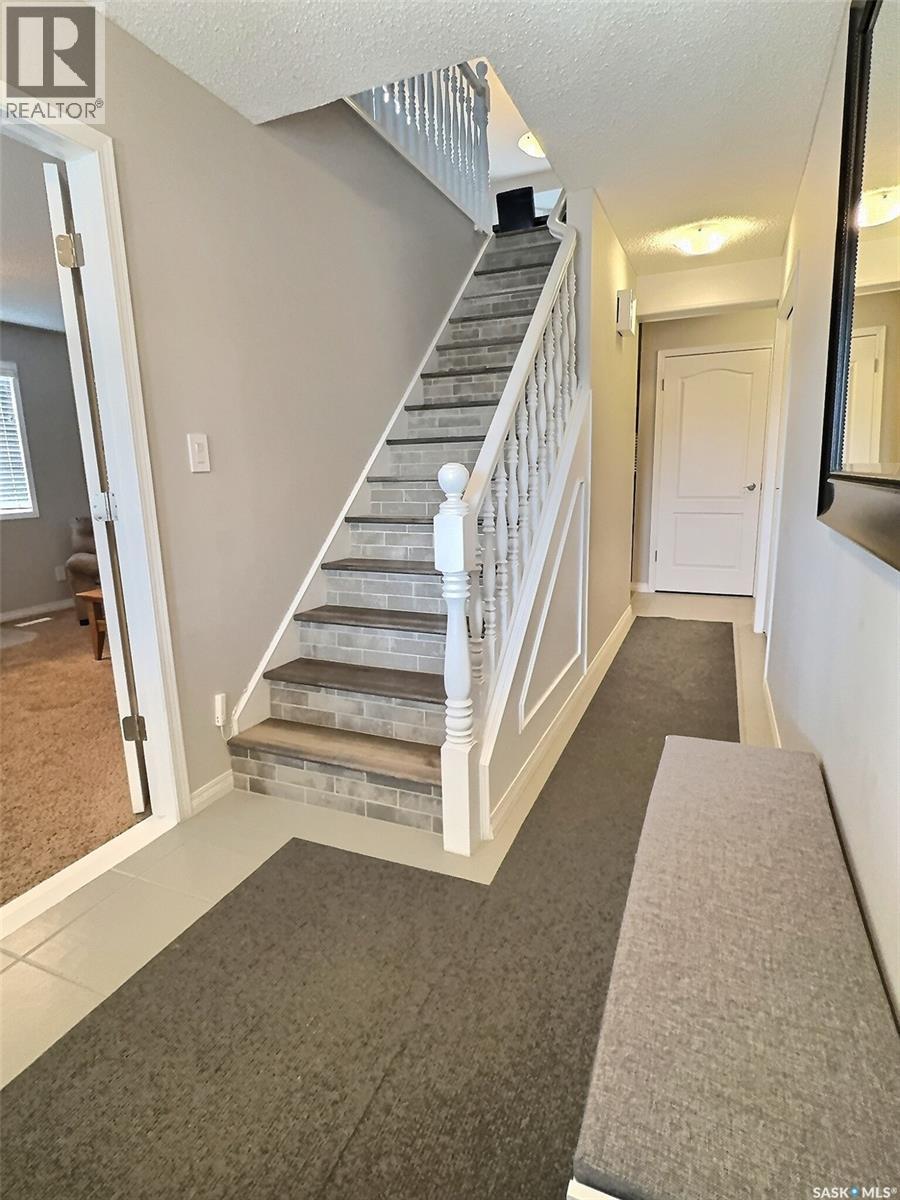 419 Clasky Drive, Estevan, SK - Indoor Photo Showing Other Room