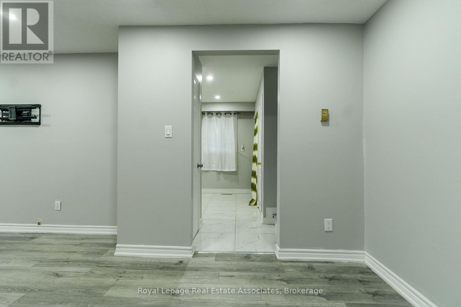 337 Hansen Road N, Brampton, ON - Indoor Photo Showing Other Room