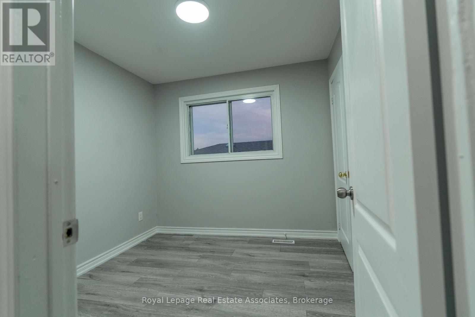 337 Hansen Road N, Brampton, ON - Indoor Photo Showing Other Room