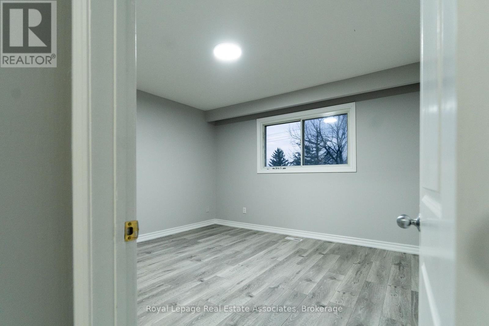 337 Hansen Road N, Brampton, ON - Indoor Photo Showing Other Room