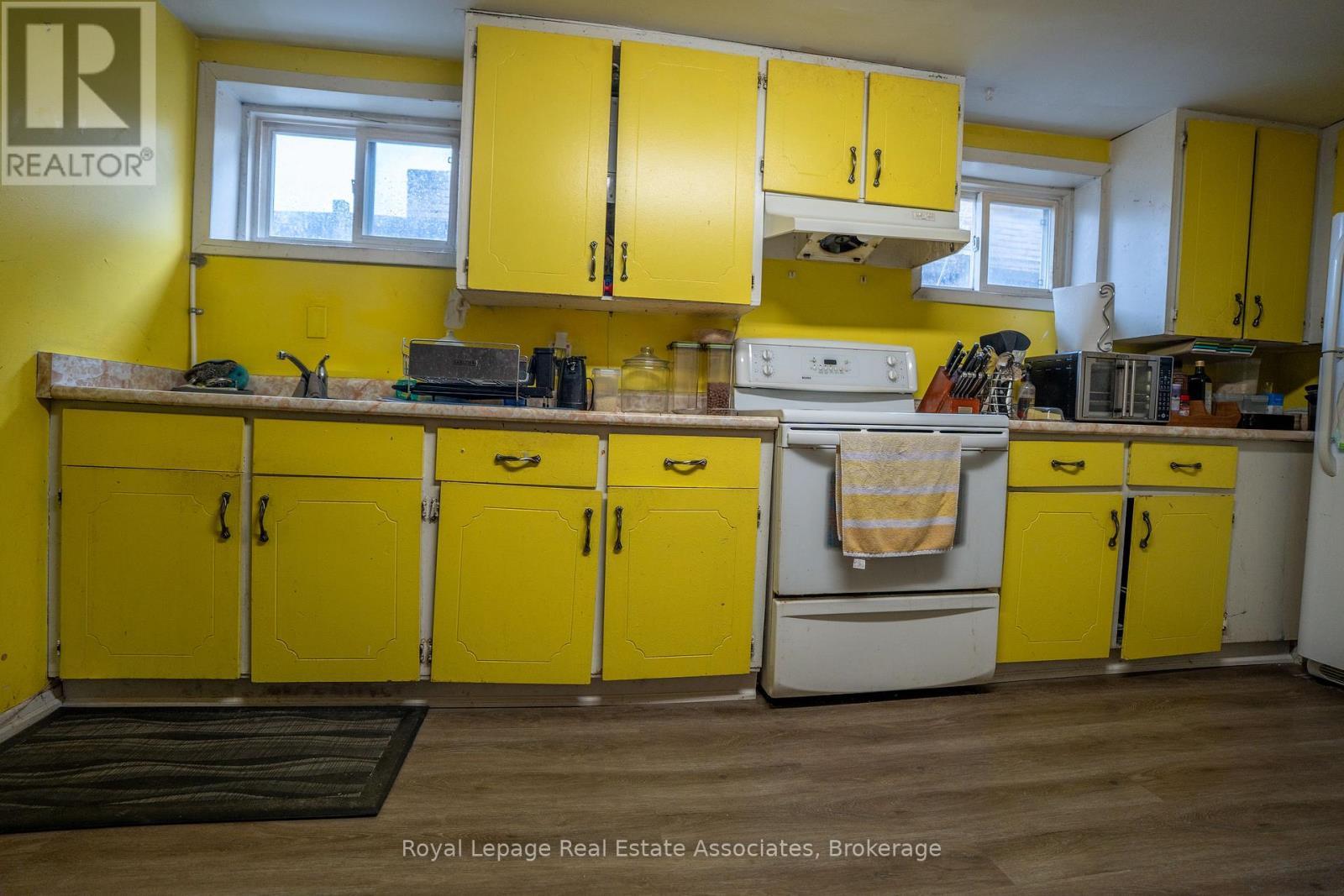 337 Hansen Road N, Brampton, ON - Indoor Photo Showing Other Room