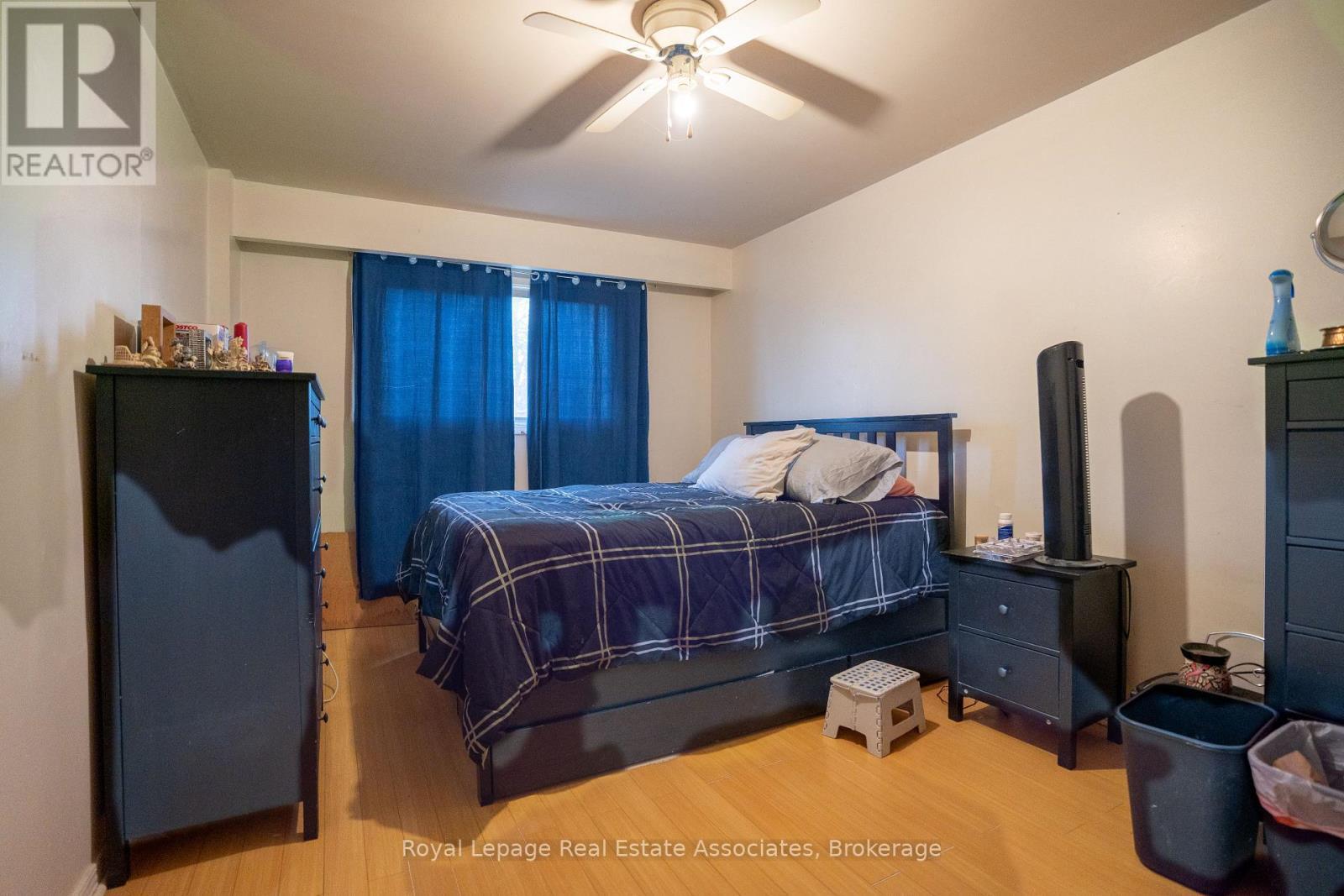 337 Hansen Road N, Brampton, ON - Indoor Photo Showing Bedroom