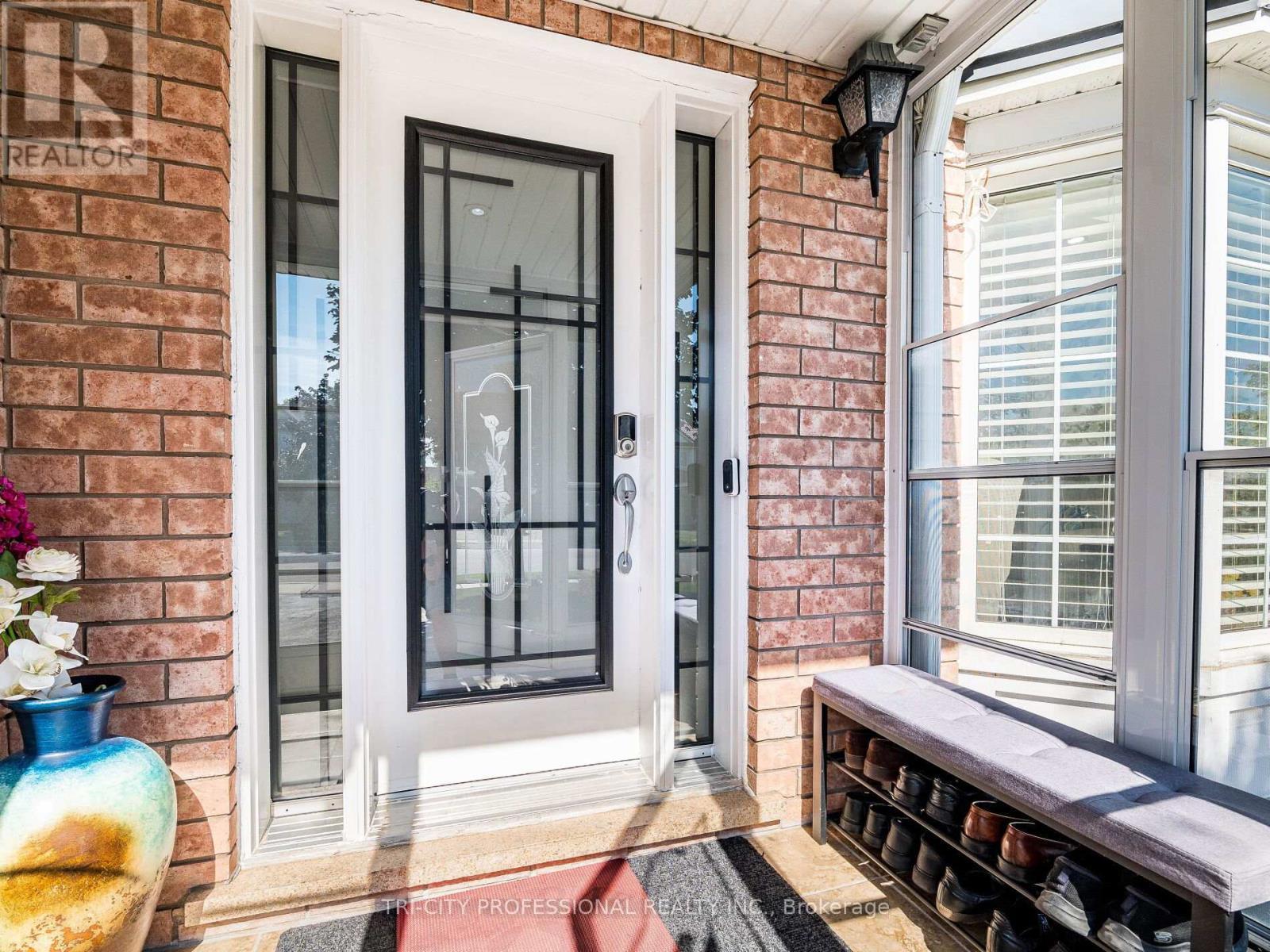 18 Sugarhill Drive, Brampton, ON - Outdoor