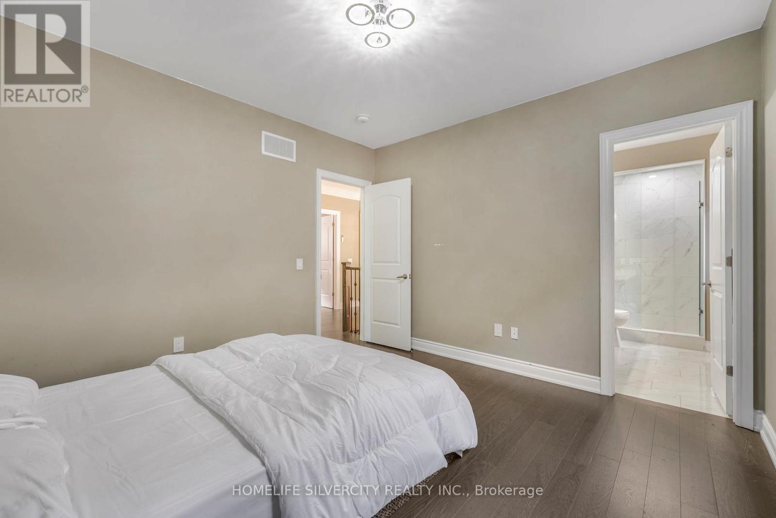85 James Walker Avenue, Caledon, ON - Indoor Photo Showing Bedroom