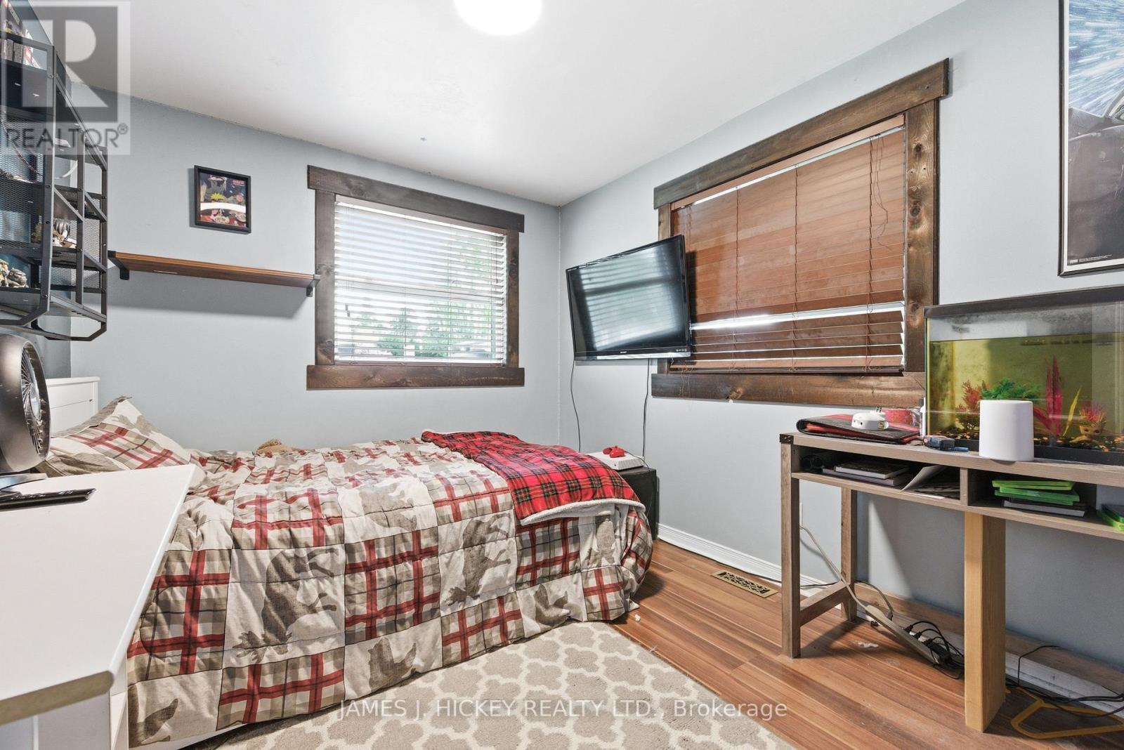 1 Tamarack Street, Deep River, ON - Indoor Photo Showing Bedroom