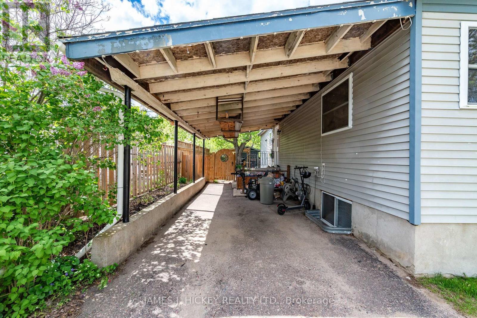 1 Tamarack Street, Deep River, ON - Outdoor With Exterior