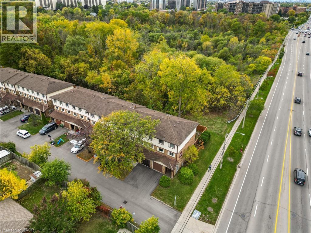 34 Bow Valley Drive Unit# 1, Hamilton, ON - Outdoor With View