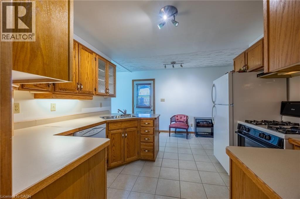 1712 Vittoria Road, Vittoria, ON - Indoor Photo Showing Kitchen