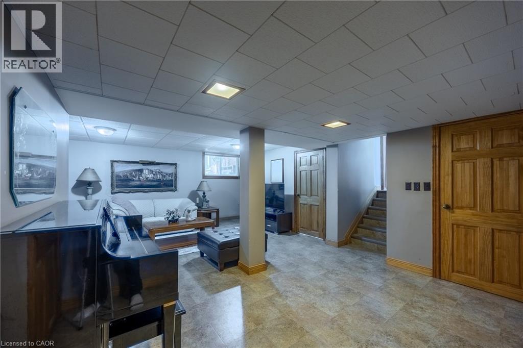 1712 Vittoria Road, Vittoria, ON - Indoor Photo Showing Other Room