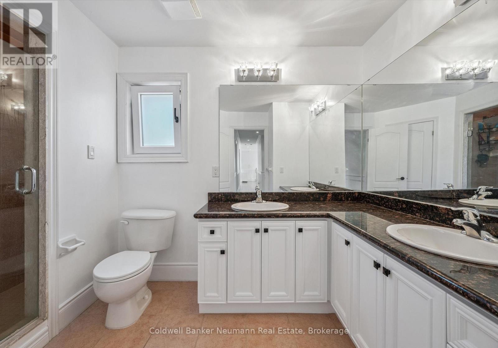 32 Forest Ridge Road, Erin, ON - Indoor Photo Showing Bathroom