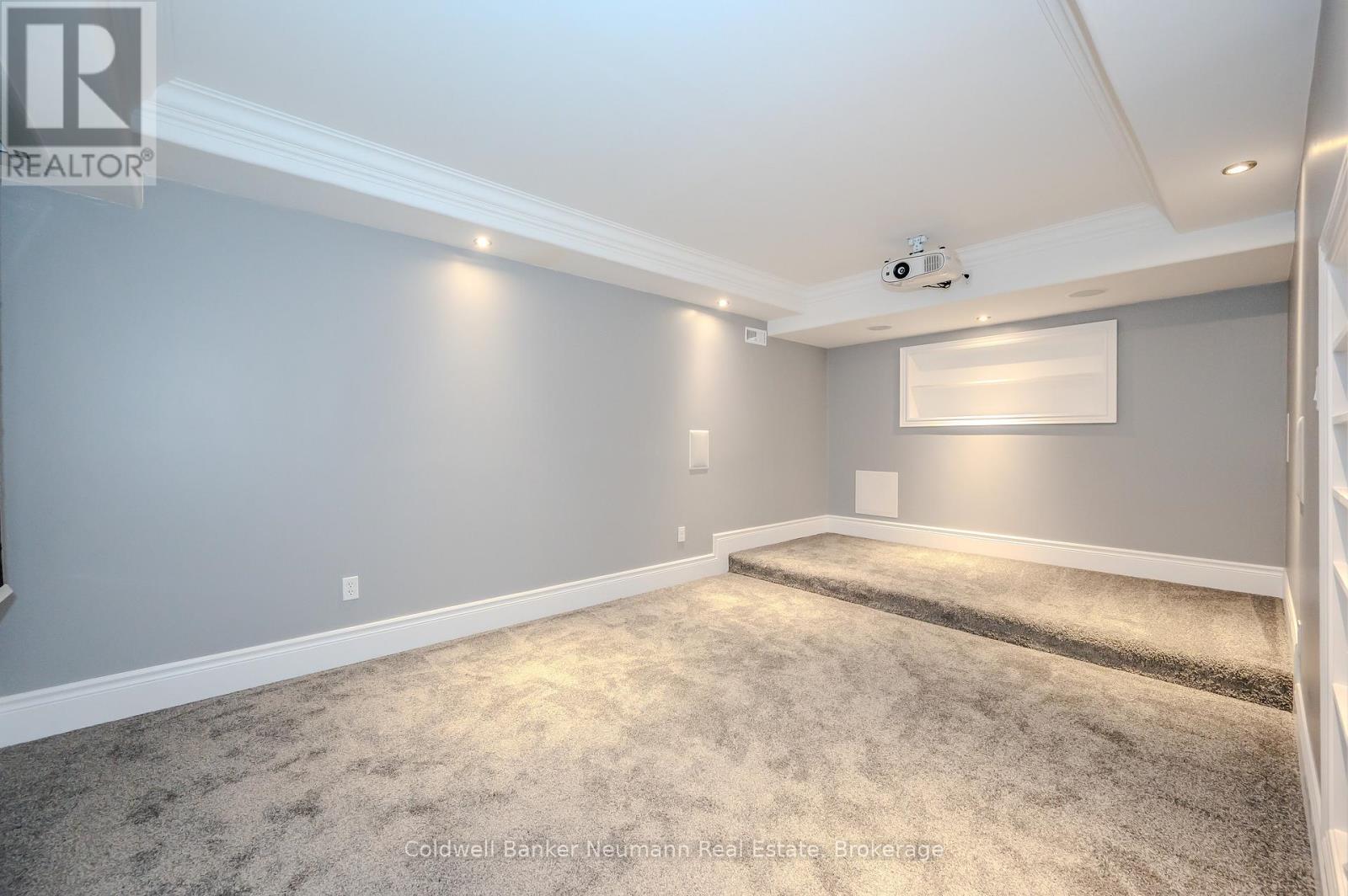 32 Forest Ridge Road, Erin, ON - Indoor Photo Showing Other Room
