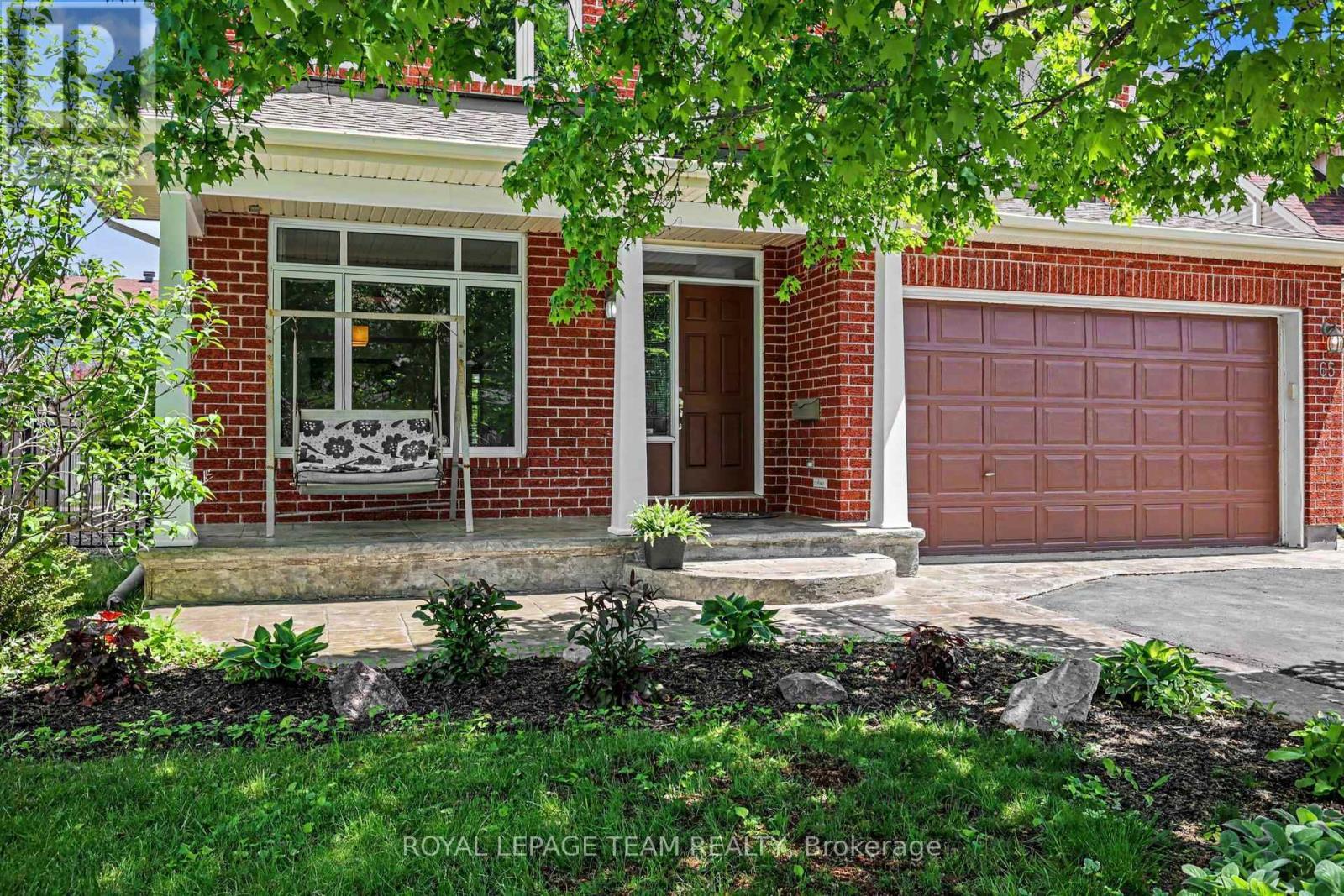 Front Proch for relaxing - 65 Osprey Crescent, Ottawa, ON