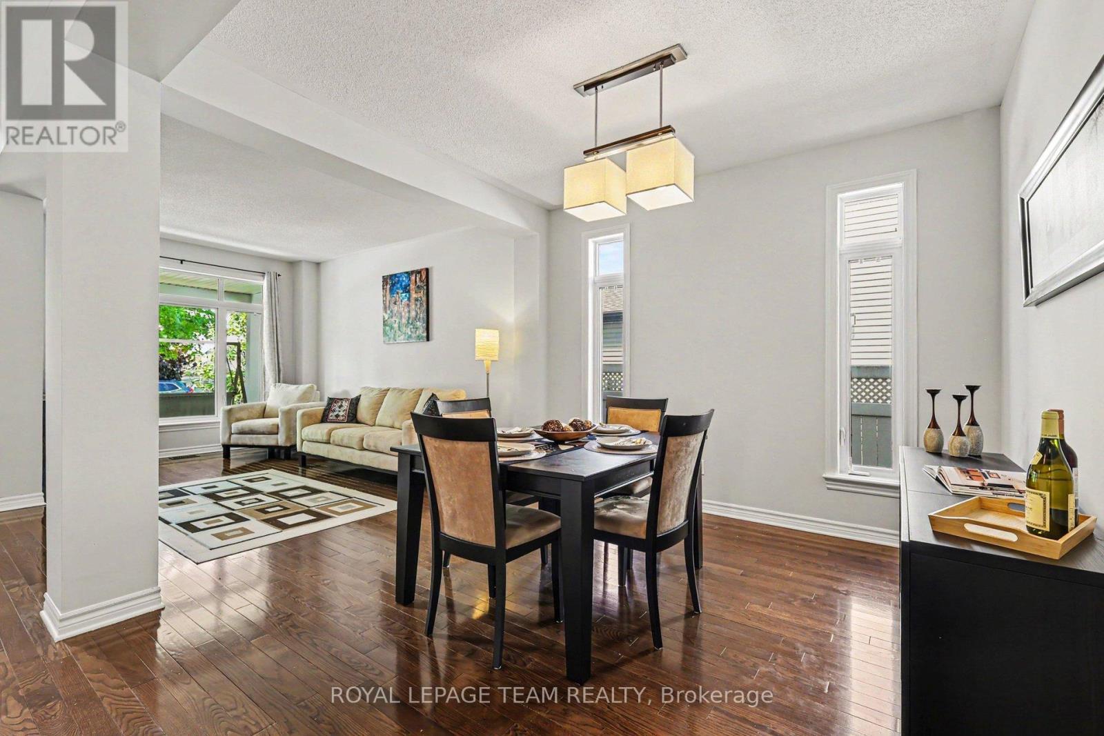 Front formal dining and living area - 65 Osprey Crescent, Ottawa, ON