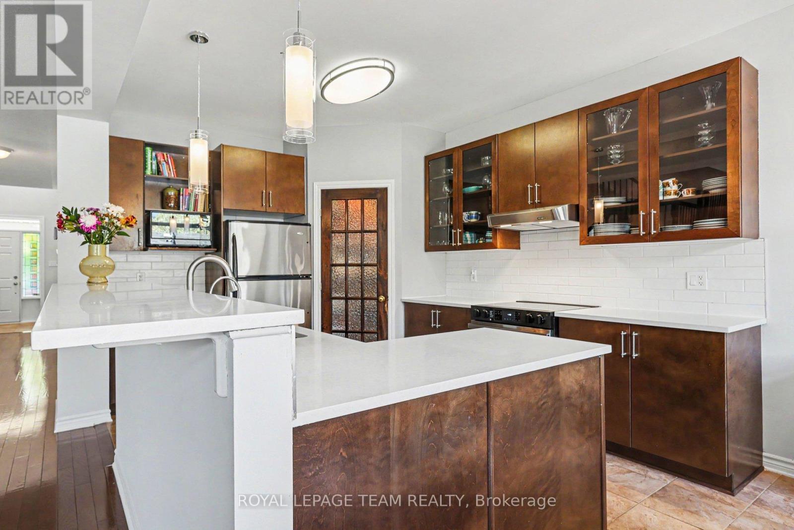 Kitchen from Dinette - 65 Osprey Crescent, Ottawa, ON
