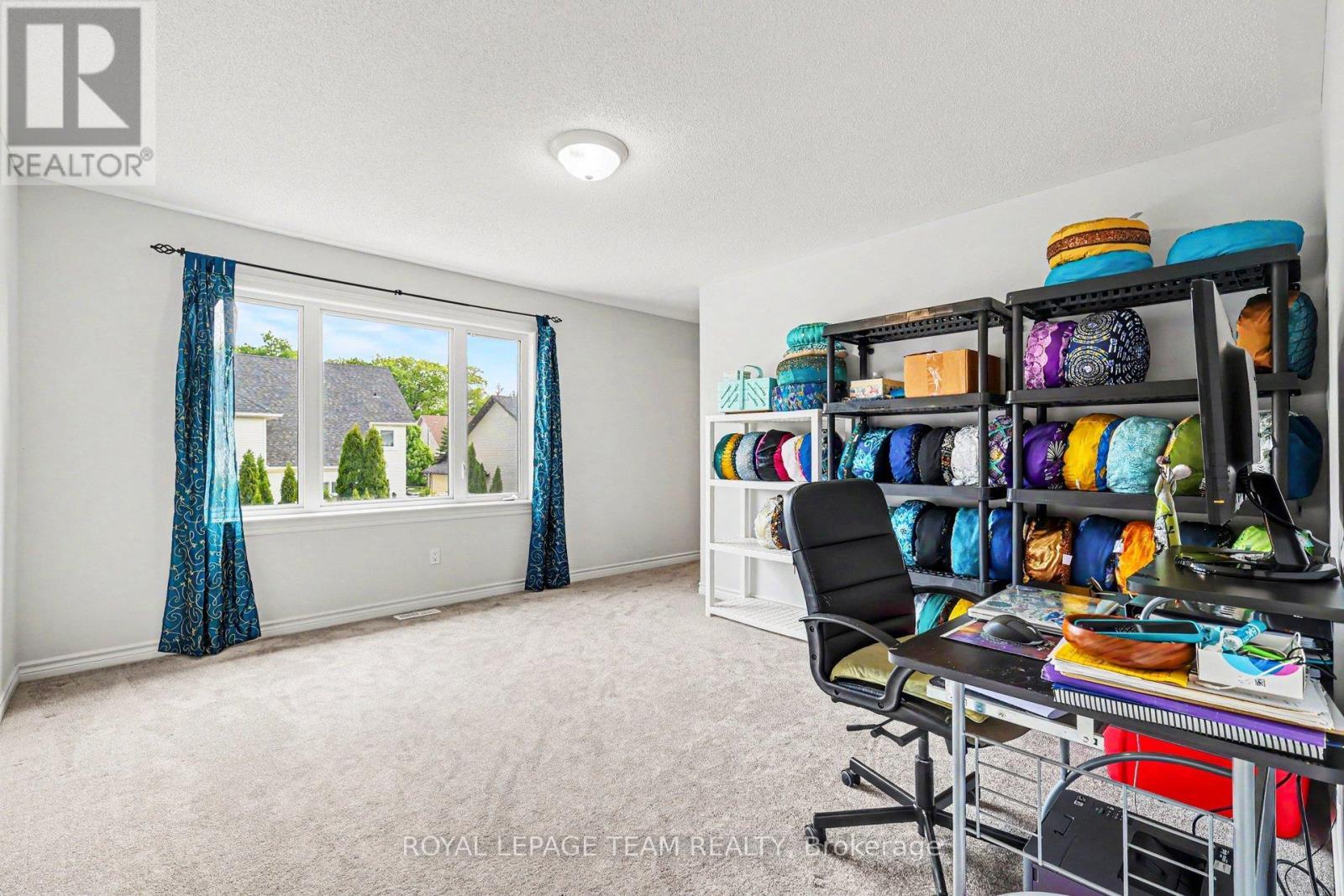 Additional Large rear facing bedroom - 65 Osprey Crescent, Ottawa, ON
