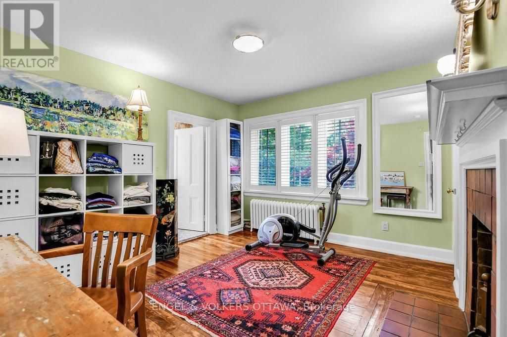 202 Cloverdale Road, Ottawa, ON - Indoor