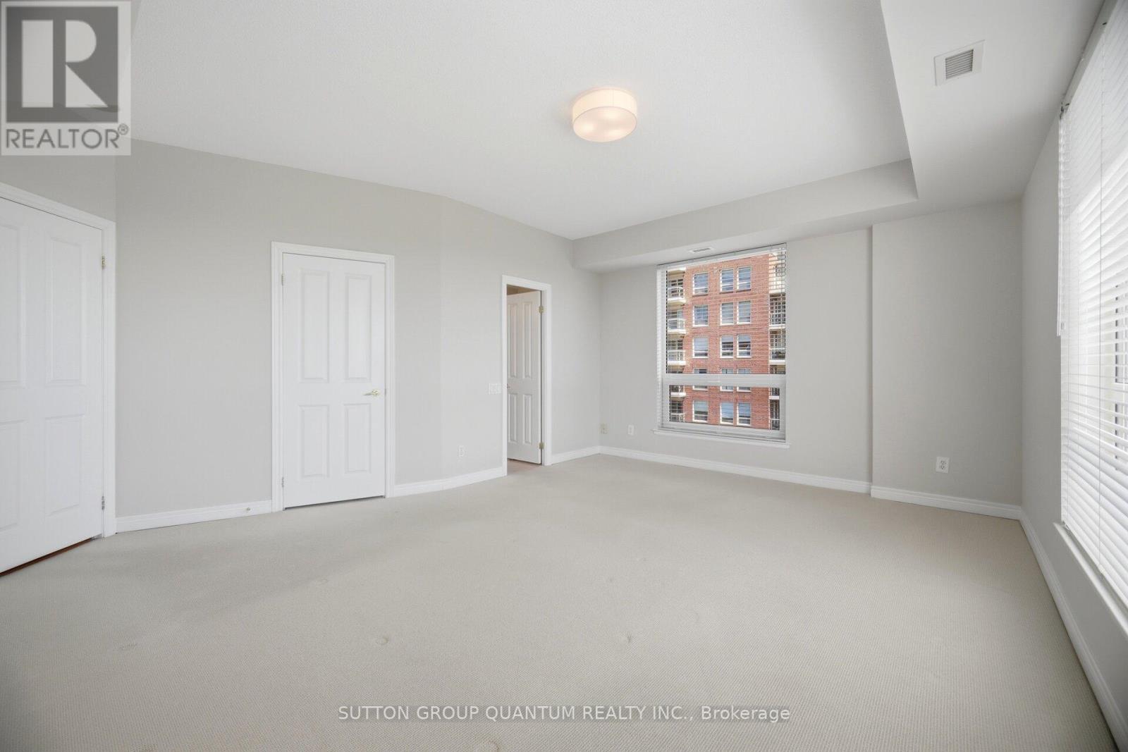 503 - 50 Old Mill Road, Oakville, ON - Indoor Photo Showing Other Room