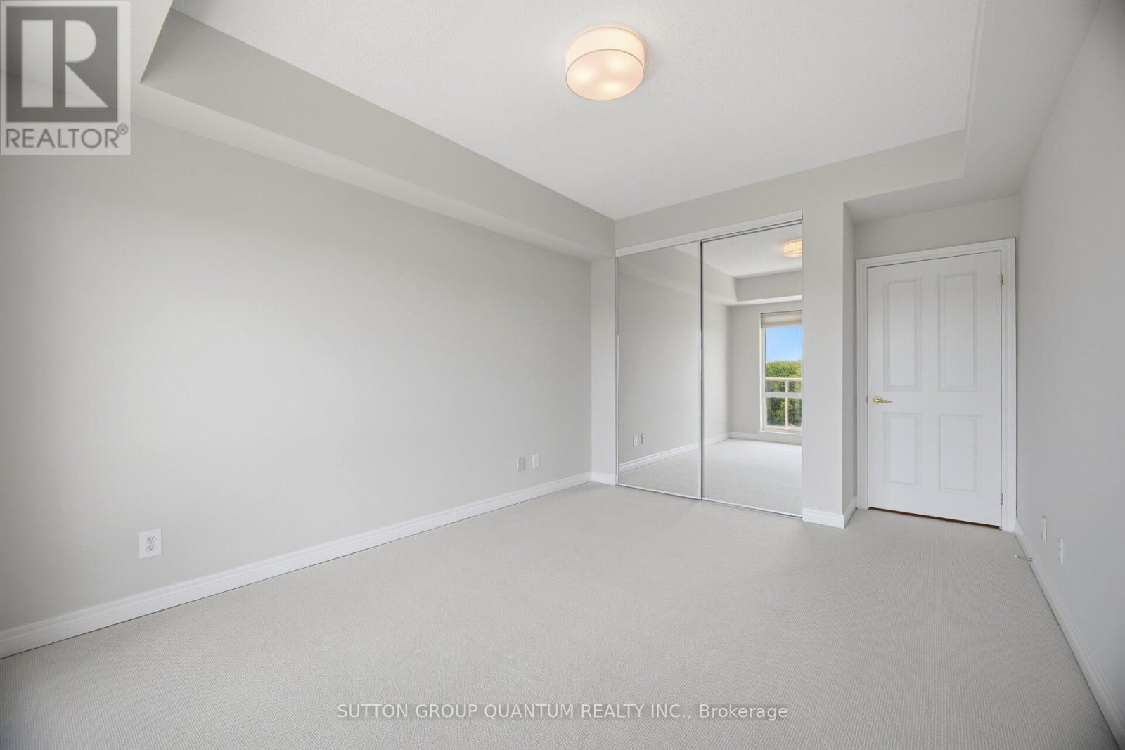 503 - 50 Old Mill Road, Oakville, ON - Indoor Photo Showing Other Room