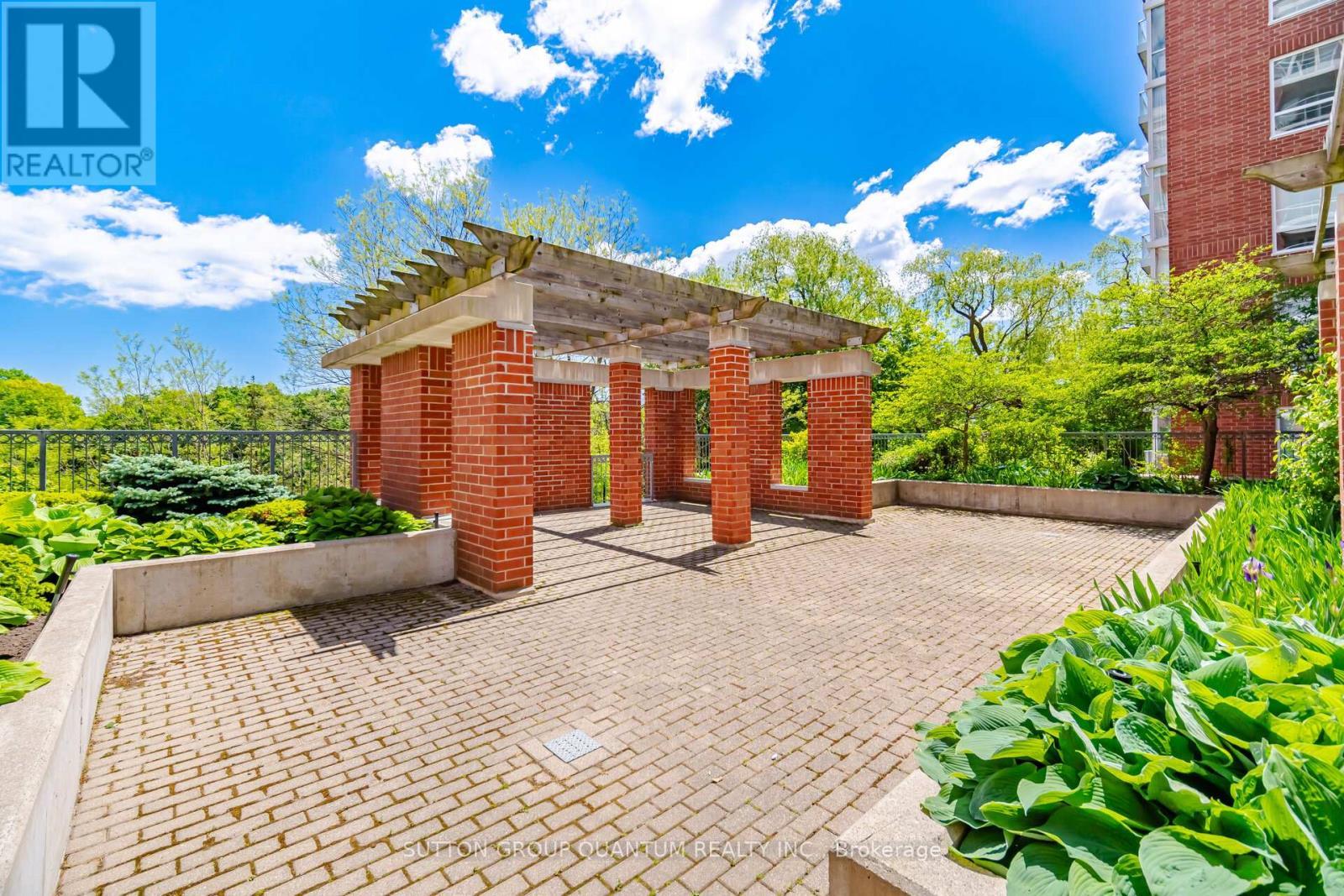 503 - 50 Old Mill Road, Oakville, ON - Outdoor